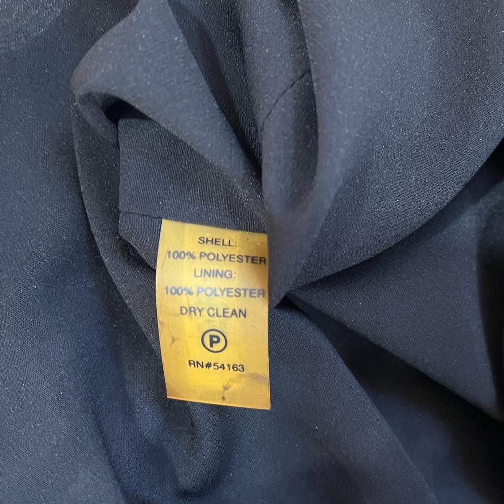 Sleeveless dress - Picture 7 of 7